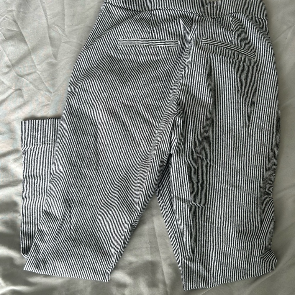 Hollister Black and White Chinos Classic Style - Picture 4 of 6